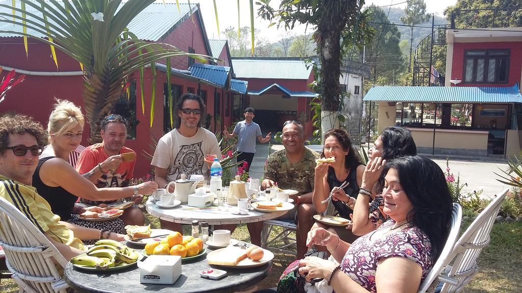 Trekkers Lodge Pokhara Ngoại thất bức ảnh