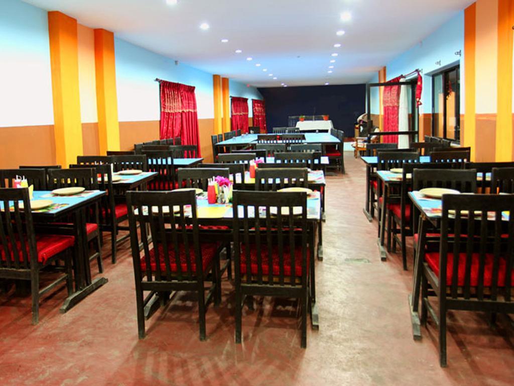 Trekkers Lodge Pokhara Ngoại thất bức ảnh